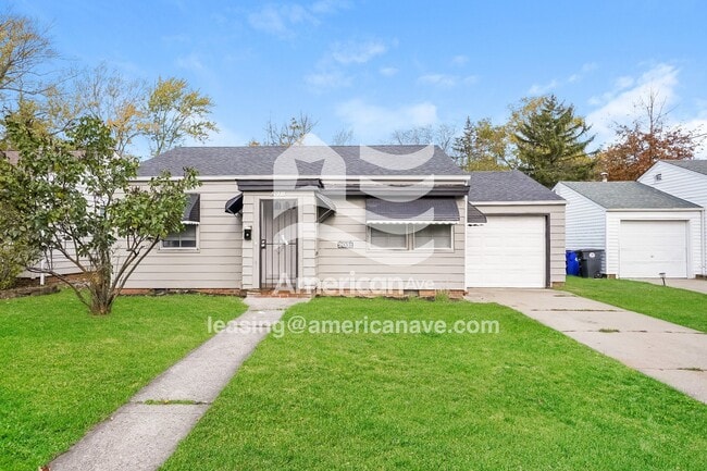 property at 2031 N Green Rd