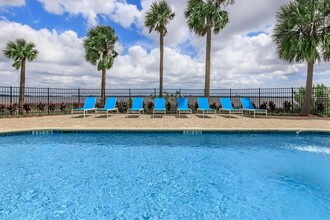 The Reserve at St. Johns River in Jacksonville, FL - Foto de edificio - Building Photo