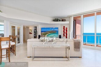 2110 N Ocean Blvd in Fort Lauderdale, FL - Building Photo - Building Photo
