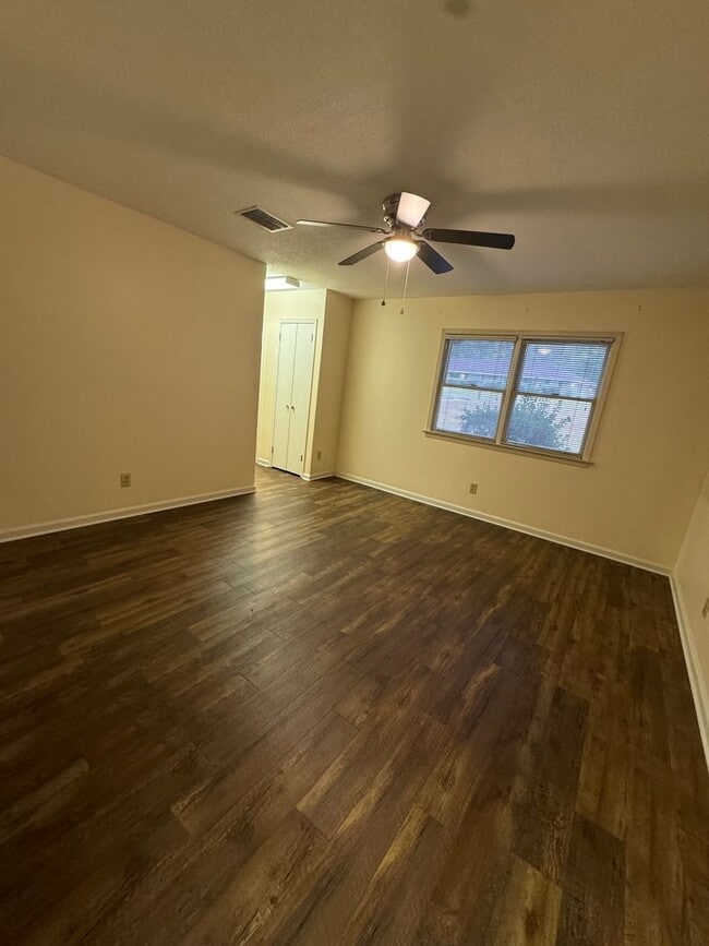 702 Sandhurst Dr in Montgomery, AL - Building Photo - Building Photo