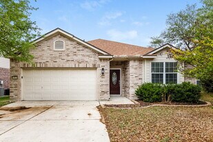 4823 James Gaines in San Antonio, TX - Building Photo
