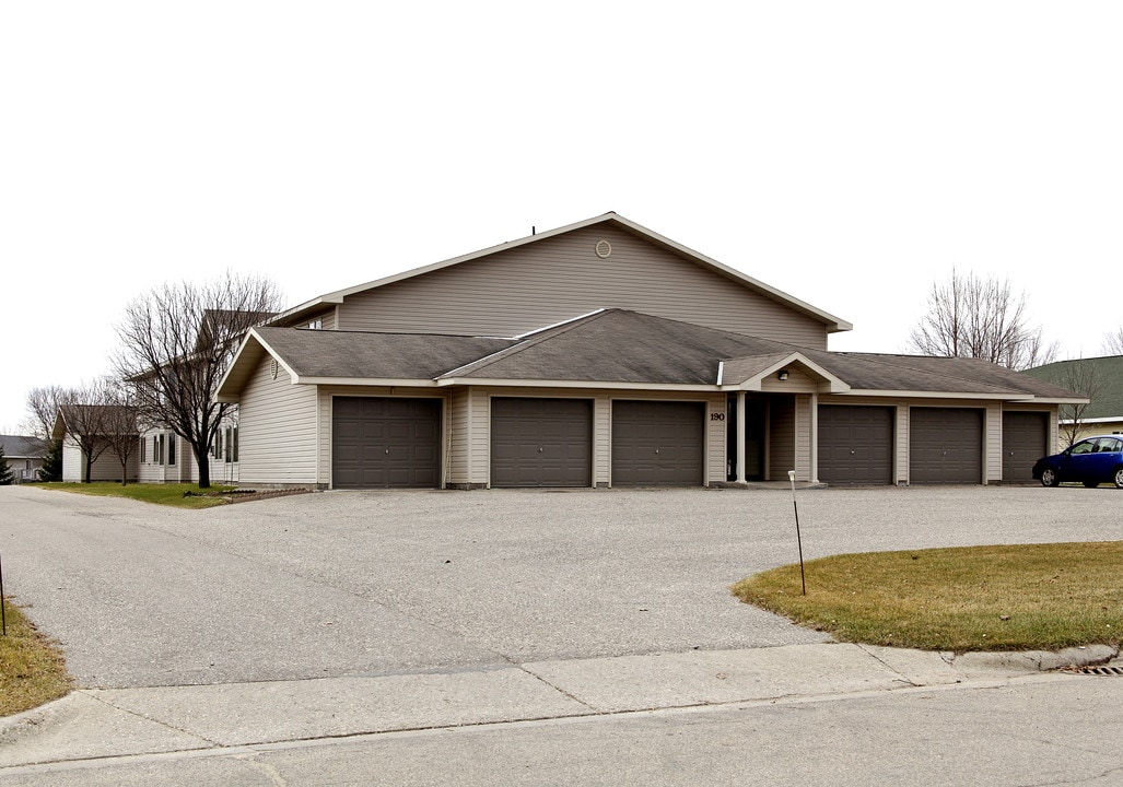 190 Country Club Rd in Melrose, MN - Building Photo