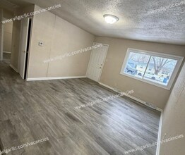 4233 W 22nd Ave in Gary, IN - Building Photo - Building Photo