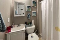 1735 W Diamond St photo'