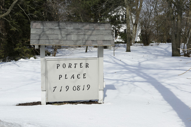 Porter Place in Wyoming, MI - Building Photo - Building Photo