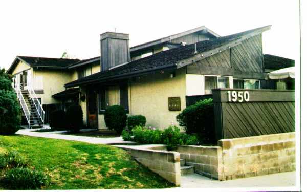 1950 S Garfield Ave in Monterey Park, CA - Building Photo