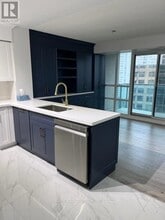 208 Enfield Pl in Mississauga, ON - Building Photo - Building Photo