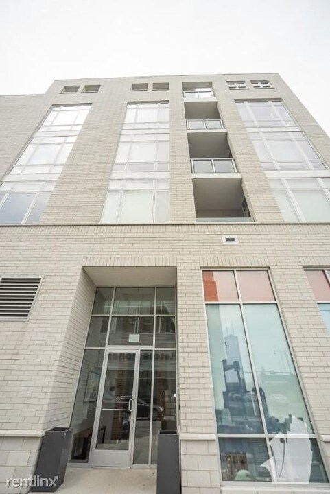 1545 W North Ave-Unit -#308 in Chicago, IL - Building Photo