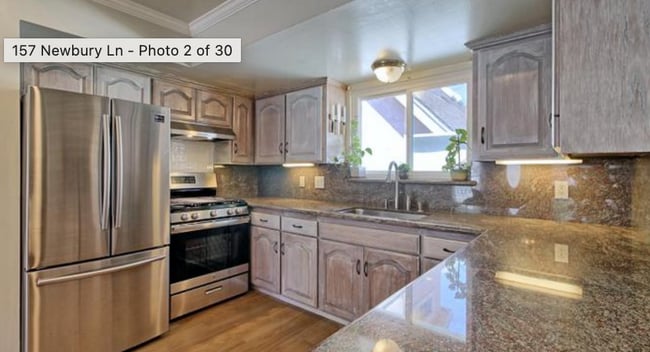 157 Newbury Ln in Thousand Oaks, CA - Building Photo - Building Photo