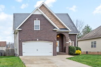 1212 Chinook Cir in Clarksville, TN - Building Photo - Building Photo