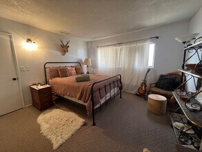 6643 Indian Cove Rd in Twentynine Palms, CA - Building Photo - Building Photo