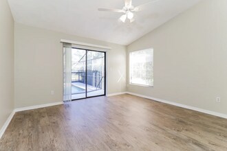 476 Forest Park Rd in Oldsmar, FL - Building Photo - Building Photo