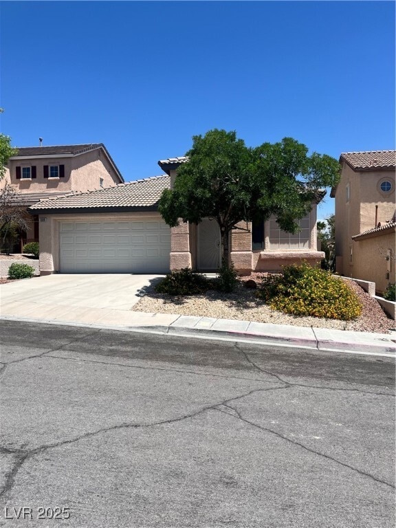 10668 Angel Dreams Ave in Las Vegas, NV - Building Photo - Building Photo