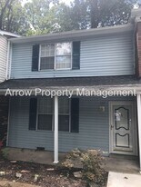 123 Five Oaks Dr in Nashville, TN - Building Photo