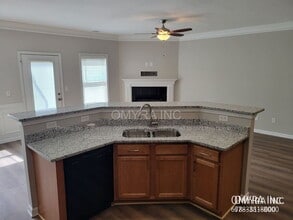 3474 Oakleaf Pass in Fairburn, GA - Foto de edificio - Building Photo