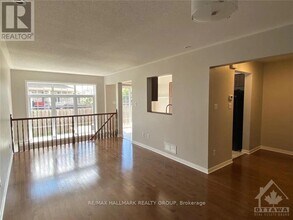 303 Tabaret St in Ottawa, ON - Building Photo - Building Photo