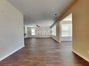 715 Canyon Dr in Savannah, GA - Building Photo - Building Photo