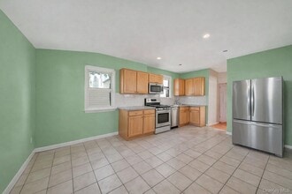 138-41 230th Pl in Queens, NY - Building Photo - Building Photo