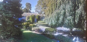 23 Gay Dr in Kings Point, NY - Building Photo