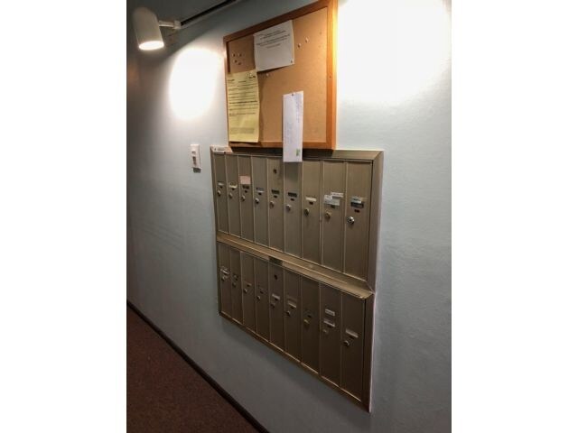 28 W Elizabeth Ave in Linden, NJ - Building Photo - Building Photo