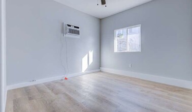 187 W 41st Pl in Los Angeles, CA - Building Photo - Interior Photo