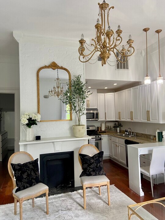 2033 Coliseum St, Unit 1 in New Orleans, LA - Building Photo