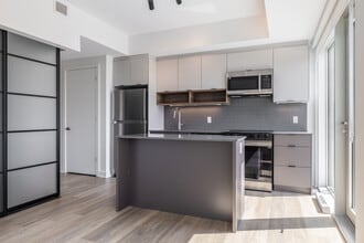 Maison Riverain in Ottawa, ON - Building Photo - Interior Photo
