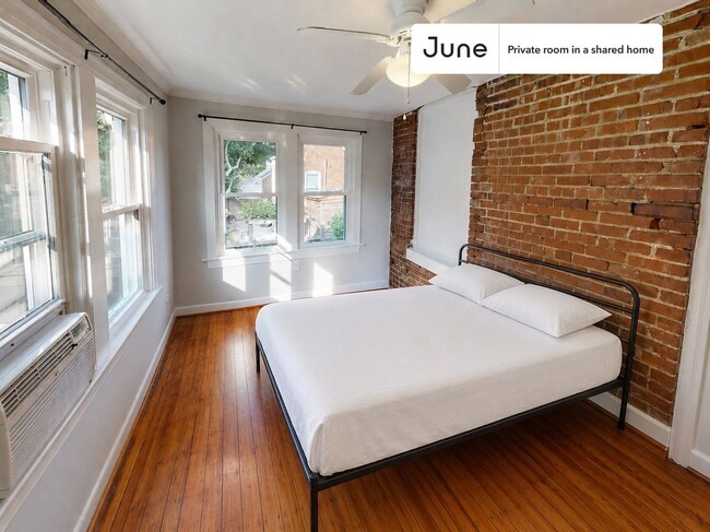Room in Shared 6 bed/3 bath home in Brookland, Unit B