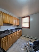 65 Glenwood Ave in Yonkers, NY - Building Photo - Building Photo