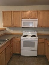 1398 NE Elk Ct in Bend, OR - Building Photo - Building Photo
