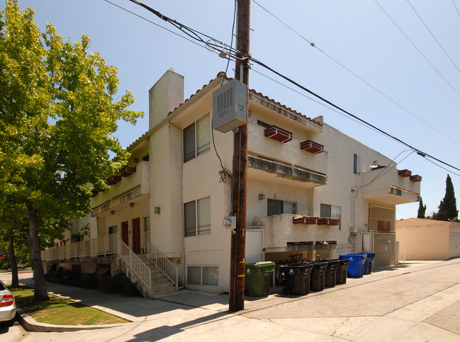 12001 Ocean Park Blvd in Los Angeles, CA - Building Photo - Building Photo