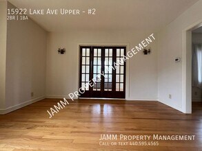 15922 Lake Ave-Unit -#2 in Lakewood, OH - Foto de edificio - Building Photo