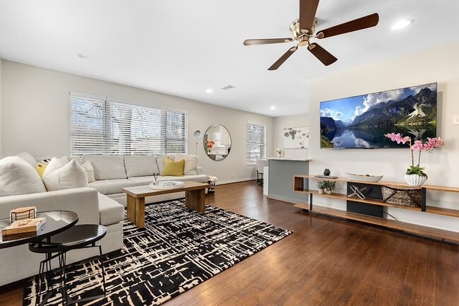 9352 Angora St in Dallas, TX - Building Photo - Building Photo