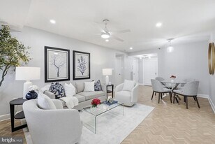 4550 N Park Ave in Chevy Chase, MD - Building Photo