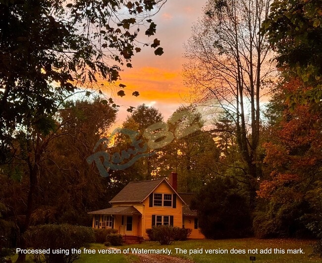 85 Pennwood Ln in Hendersonville, NC - Building Photo - Building Photo