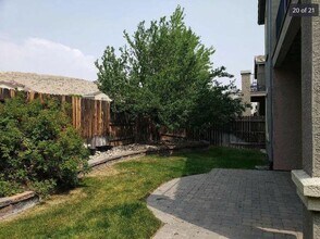 8011 Highland Flume Cir in Reno, NV - Building Photo - Building Photo