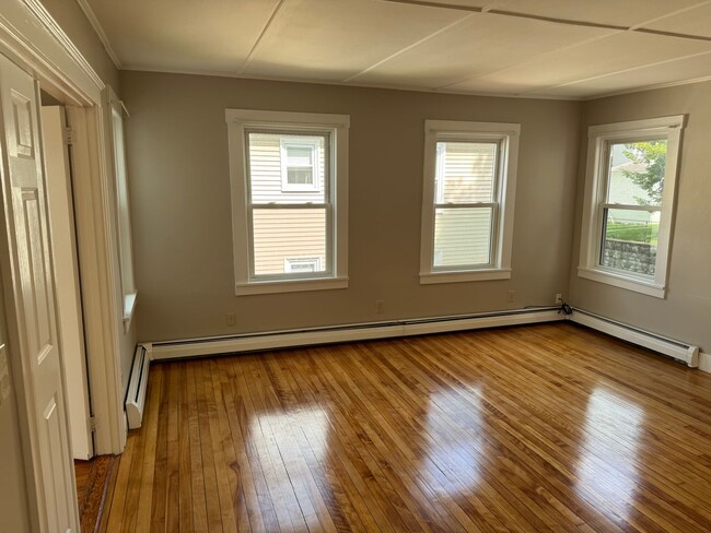 130 S Elm St in Haverhill, MA - Building Photo - Building Photo