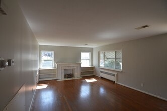 2620 Losantiville Ave in Cincinnati, OH - Building Photo - Building Photo