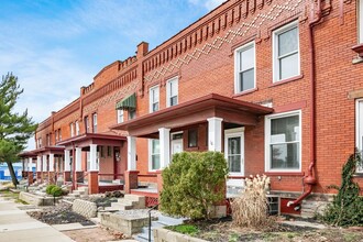 16 E Blake Ave in Columbus, OH - Building Photo - Building Photo