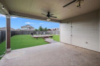 8252 Breezy Cv in Schertz, TX - Building Photo - Building Photo