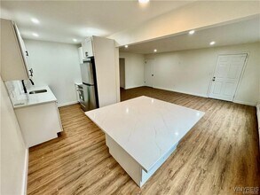 538 Linwood Ave in Buffalo, NY - Building Photo - Building Photo