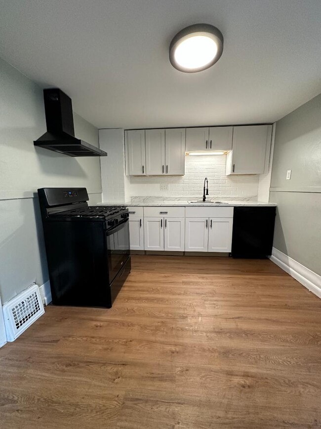 property at 25 Brown St