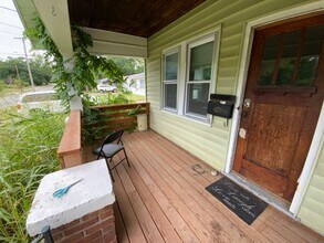 1311 W Ash St-Unit -House in Columbia, MO - Building Photo - Building Photo