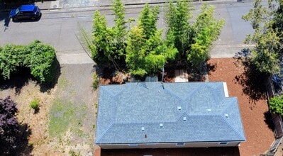 25 E 32nd Ave in Eugene, OR - Building Photo - Building Photo