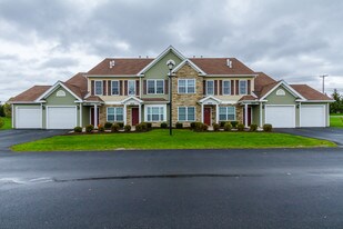 Villas of Victor and Regency Townhomes in Victor, NY - Building Photo