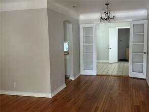 215 24th Ave N in St. Petersburg, FL - Building Photo - Building Photo