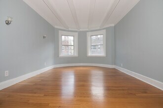 43 Boulevard Terrace in Boston, MA - Building Photo - Building Photo