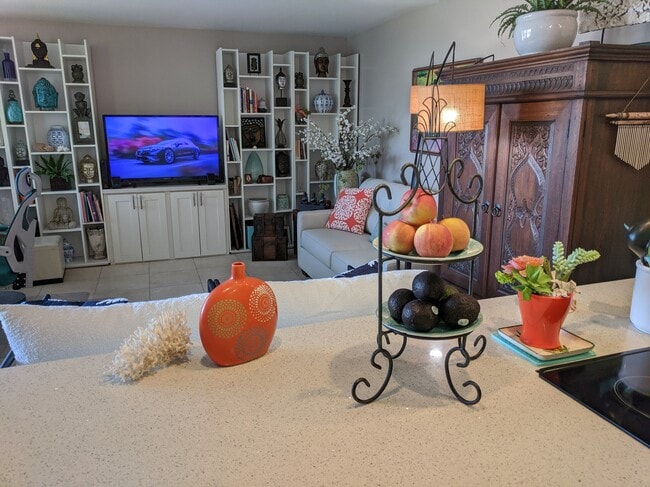 property at 2600 Pualani Way