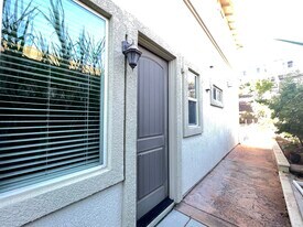 2585 Cipriani in Dublin, CA - Building Photo