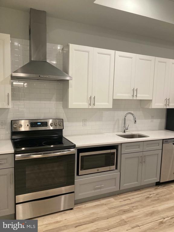 property at 2440 Kensington Ave